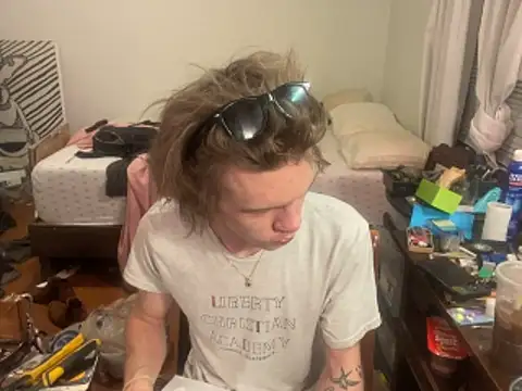 XanderOzzz online show from May 2026 05:47:01 AM