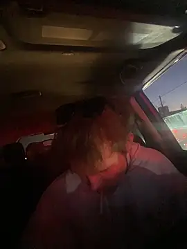 XanderOzzz online show from November 2025 11:03:02 PM