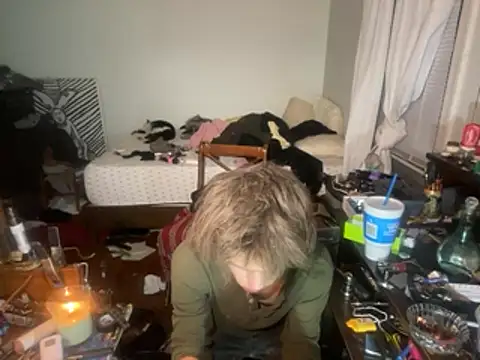 XanderOzzz online show from May 2026 03:25:02 AM