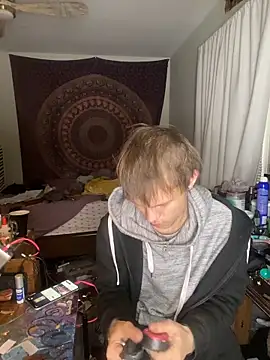 XanderOzzz online show from December 2025 02:16:02 PM