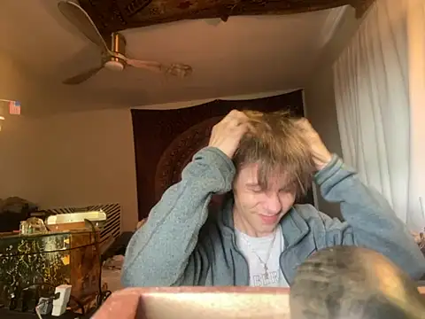 XanderOzzz online show from November 2025 05:16:02 PM