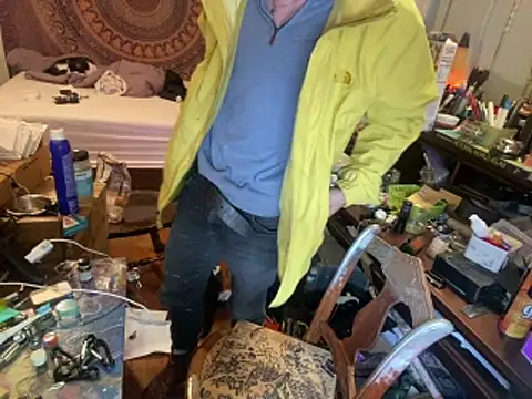 XanderOzzz online show from October 2025 06:51:01 PM