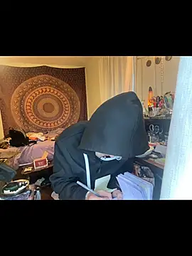 XanderOzzz online show from November 2025 01:22:02 PM