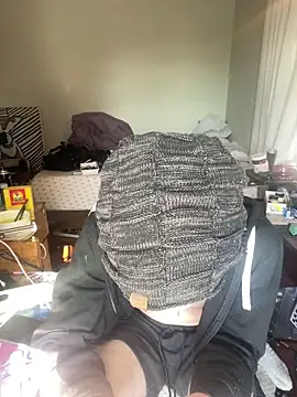 XanderOzzz online show from February 2026 07:01:01 PM