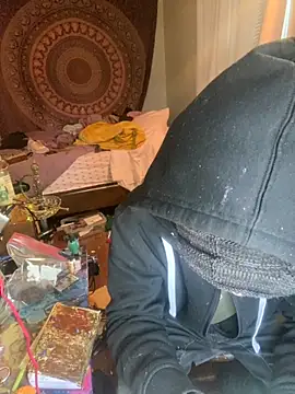 XanderOzzz online show from December 2025 08:21:01 PM