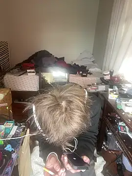 XanderOzzz online show from February 2026 05:46:02 PM