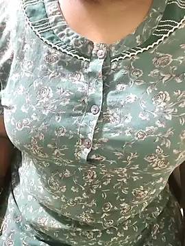 Snapshot of Tamil-rami chatting on October 2025 03:13:01 PM Tamil-rami online show from October 2025 03:13:01 PM