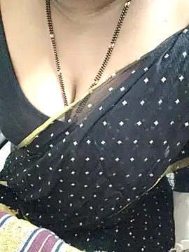 Snapshot of Tamil-rami chatting on September 2025 04:47:02 PM Tamil-rami online show from September 2025 04:47:02 PM