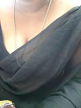 Snapshot of Tamil-rami chatting on September 2025 05:25:01 AM Tamil-rami online show from September 2025 05:25:01 AM