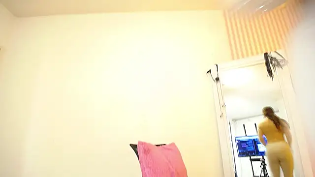 ViictoriaJones  online show from November 2025 04:07:02 PM