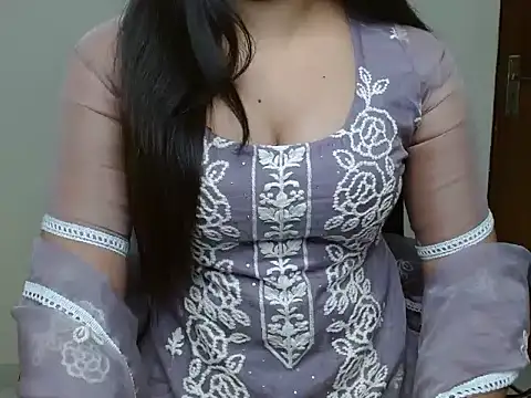 Sexxxy Anu 99 online show from November 2025 04:01:02 PM