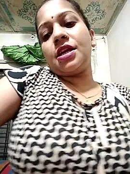 Snapshot of Payel_50 chatting on June 2026 05:12:02 PM Payel 50 online show from June 2026 05:12:02 PM