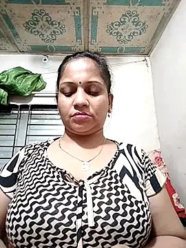 Snapshot of Payel_50 chatting on June 2026 11:57:02 PM Payel 50 online show from June 2026 11:57:02 PM