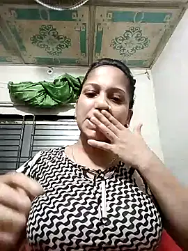 Snapshot of Payel_50 chatting on June 2026 04:38:02 PM Payel 50 online show from June 2026 04:38:02 PM