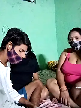 LoveOnStream online show from October 2025 11:58:01 PM