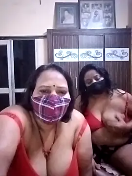 LoveOnStream online show from February 2026 03:03:02 PM