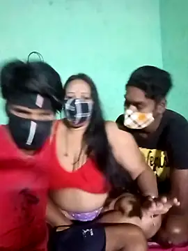 LoveOnStream online show from October 2025 12:09:01 AM