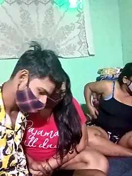 LoveOnStream online show from November 2025 03:06:02 AM