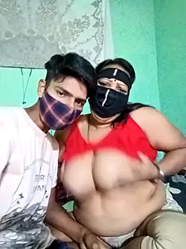 LoveOnStream online show from November 2025 03:29:02 AM