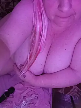 AnnStefanixh online show from May 2026 08:52:01 AM