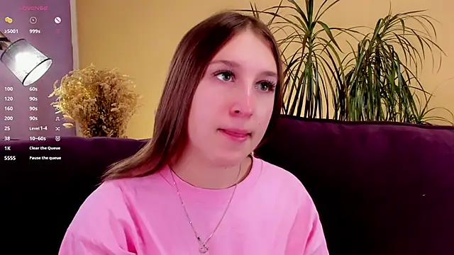 NanaMertins online show from September 2025 01:10:02 AM