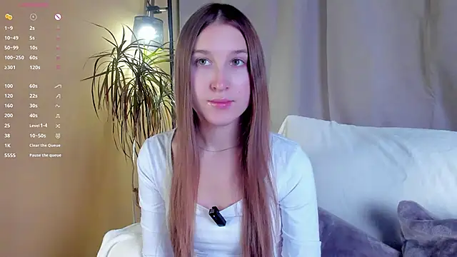 NanaMertins online show from November 2025 01:06:01 AM