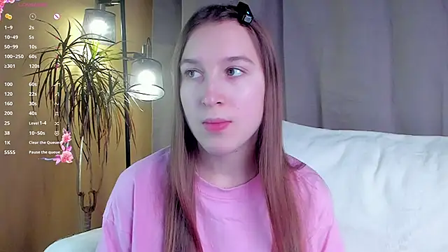 NanaMertins online show from November 2025 01:28:02 AM