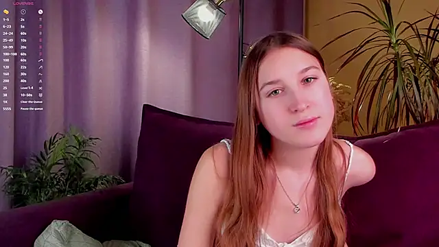 NanaMertins online show from October 2025 01:07:02 AM