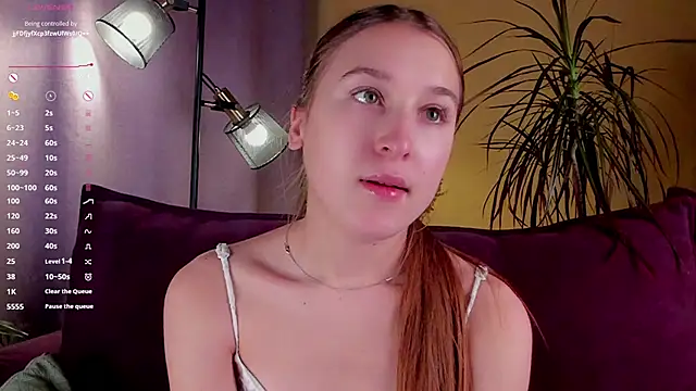 NanaMertins online show from October 2025 01:05:02 AM