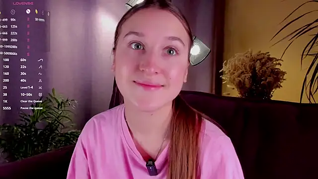 NanaMertins online show from October 2025 01:04:02 AM