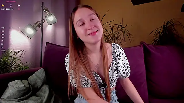 NanaMertins online show from October 2025 01:06:02 AM