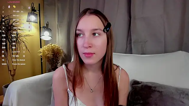 NanaMertins online show from November 2025 01:09:01 AM