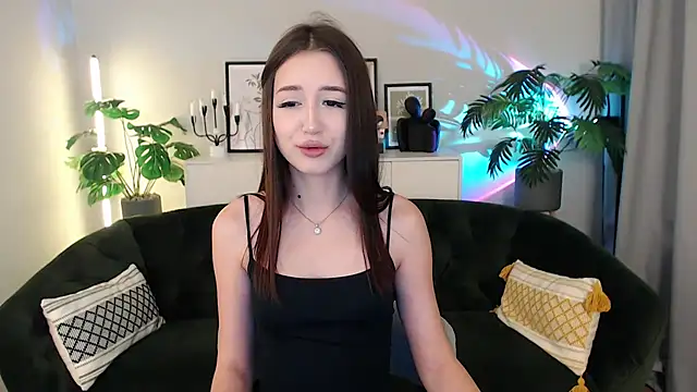 Snapshot of BlackEyesGirl chatting on November 2025 06:28:02 AM BlackEyesGirl online show from November 2025 06:28:02 AM