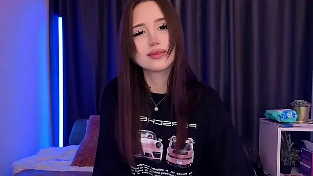 BlackEyesGirl online show from April 2026 06:04:02 AM