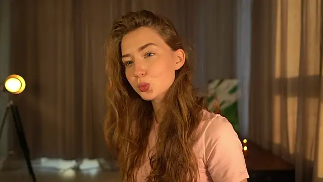 Snapshot of DeeannaBoera chatting on October 2025 04:13:01 AM DeeannaBoera online show from October 2025 04:13:01 AM