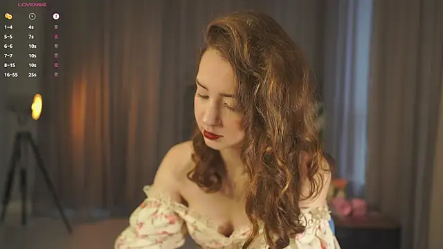 Snapshot of DeeannaBoera chatting on November 2025 04:17:01 AM DeeannaBoera online show from November 2025 04:17:01 AM