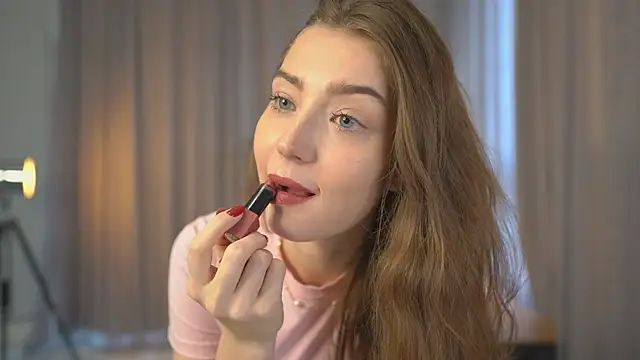 Snapshot of DeeannaBoera chatting on November 2025 04:22:01 AM DeeannaBoera online show from November 2025 04:22:01 AM