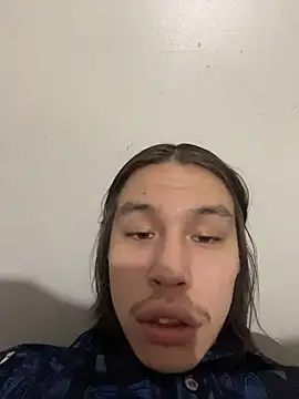 Snapshot of heytherepeoples717 chatting on December 2025 09:31:01 AM heytherepeoples717 online show from December 2025 09:31:01 AM