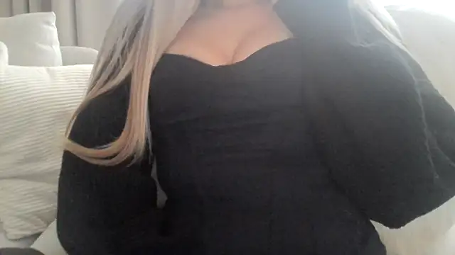 izabellaxoxo online show from November 2025 02:40:01 PM