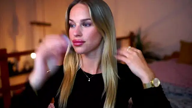 Emilyvanroessel online show from November 2025 05:35:01 PM