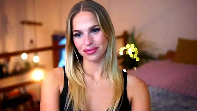 Emilyvanroessel online show from November 2025 05:57:02 PM