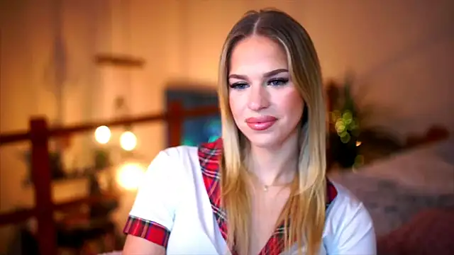 Emilyvanroessel online show from November 2025 07:41:02 PM