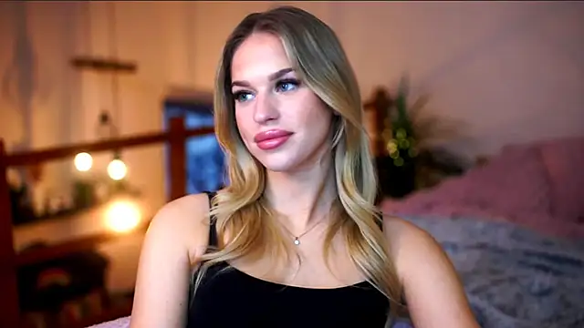 Emilyvanroessel online show from November 2025 05:39:02 PM