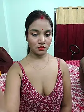 Miss Tumpa online show from May 2026 04:32:01 PM
