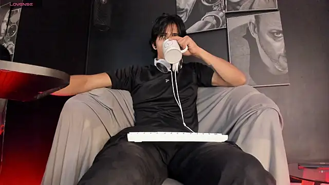 jett savage online show from September 2025 01:28:02 PM