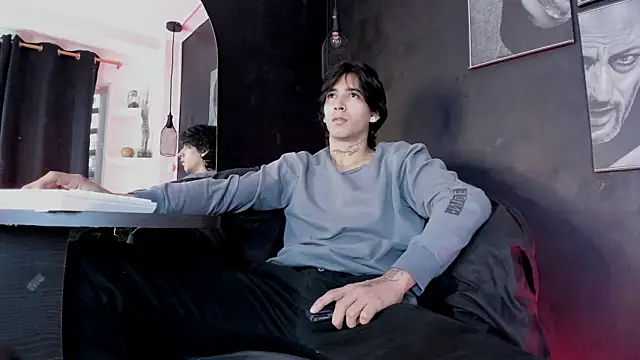 jett savage online show from November 2025 02:39:02 PM