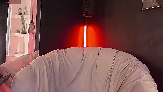 jett savage online show from December 2025 02:37:01 PM