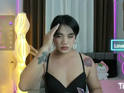 Malia Nicole online show from October 2025 10:58:02 AM