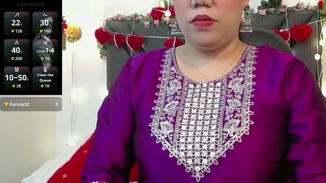 IndraKaur  online show from April 2026 12:06:02 PM