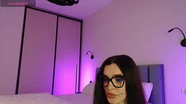 christinafitness online show from April 2026 03:57:02 PM
